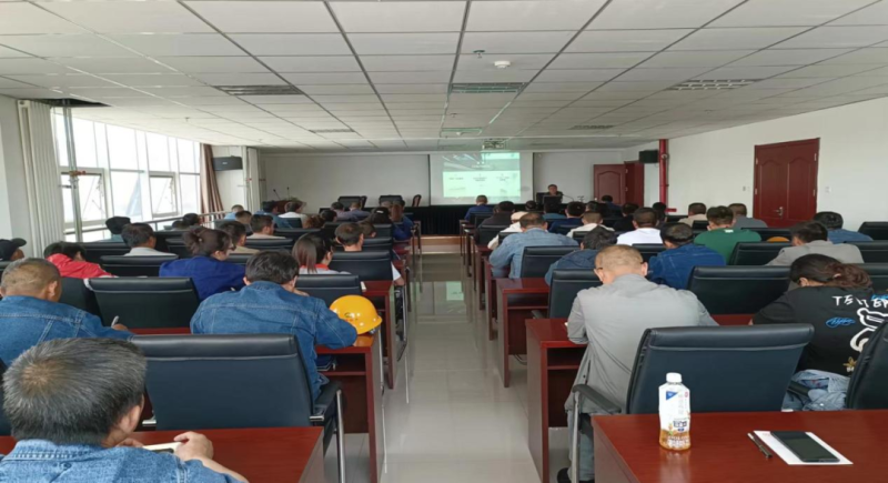 提升安全意識 筑牢安全防線&mdash;&mdash;物產(chǎn)工投公司開展安全生產(chǎn)教育專題培訓(xùn)