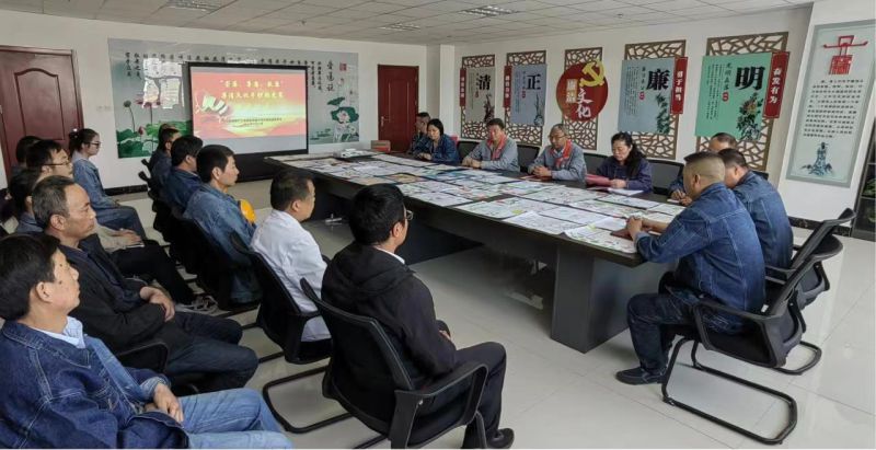 物產(chǎn)工投公司紀委舉辦&ldquo;崇廉、尊廉、敬廉&rdquo; 廉潔文化手抄報評比活動