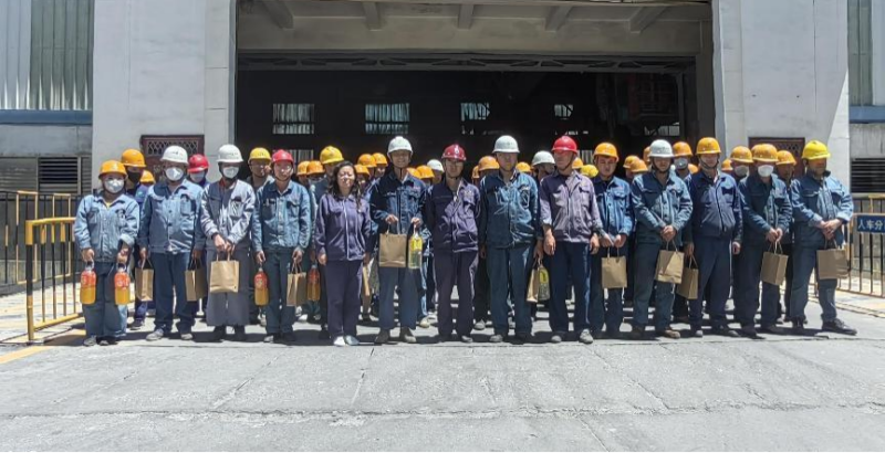 心系一線 致敬堅守 &mdash;&mdash;物產(chǎn)工投公司黨委與公司工會 將&ldquo;夏日送清涼&rdquo;慰問職工活動進行到底