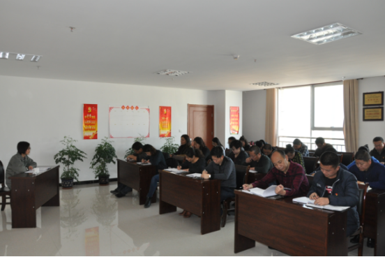 集團(tuán)黨委委員、副總經(jīng)理劉玲同志宣講黨的十九大精神