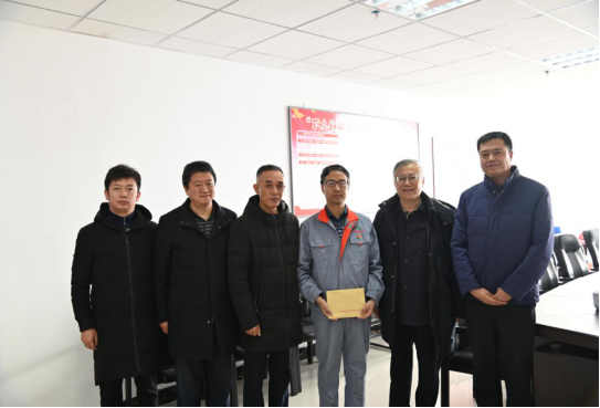 走訪慰問專家人才，為人才創(chuàng)新營造良好的環(huán)境